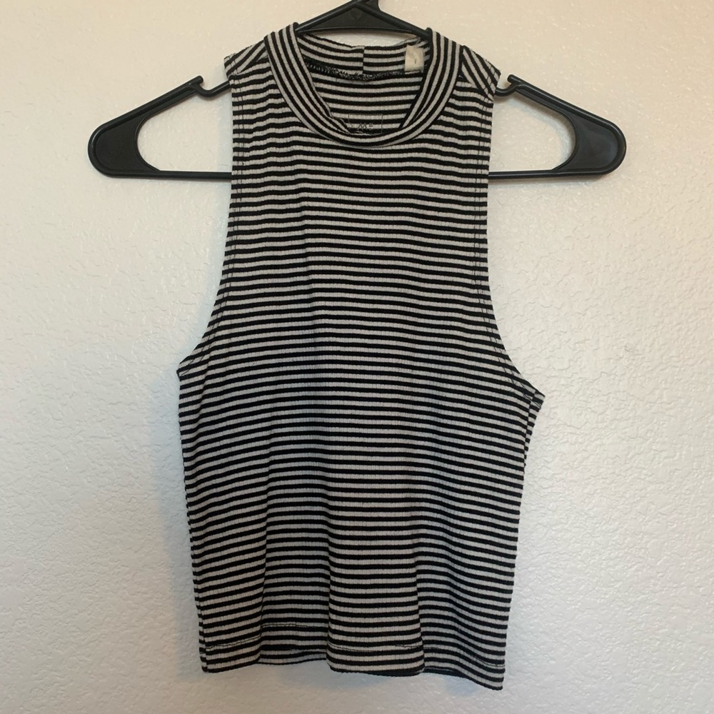 Cropped Pacsun Tank